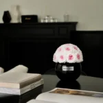 Love Babi Heart Austen Forever Roses in Vase_04.webp