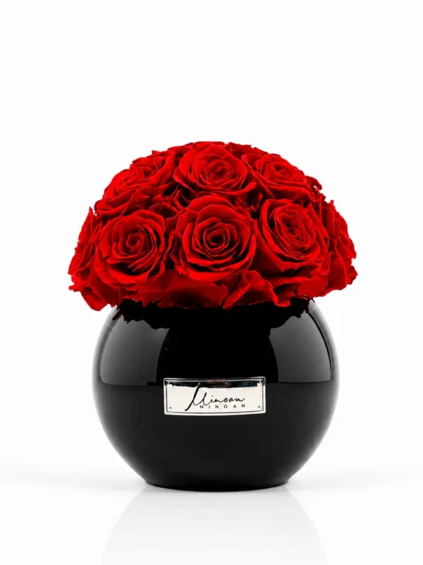 Red_Wedding_bloom_preserved_roses.webp
