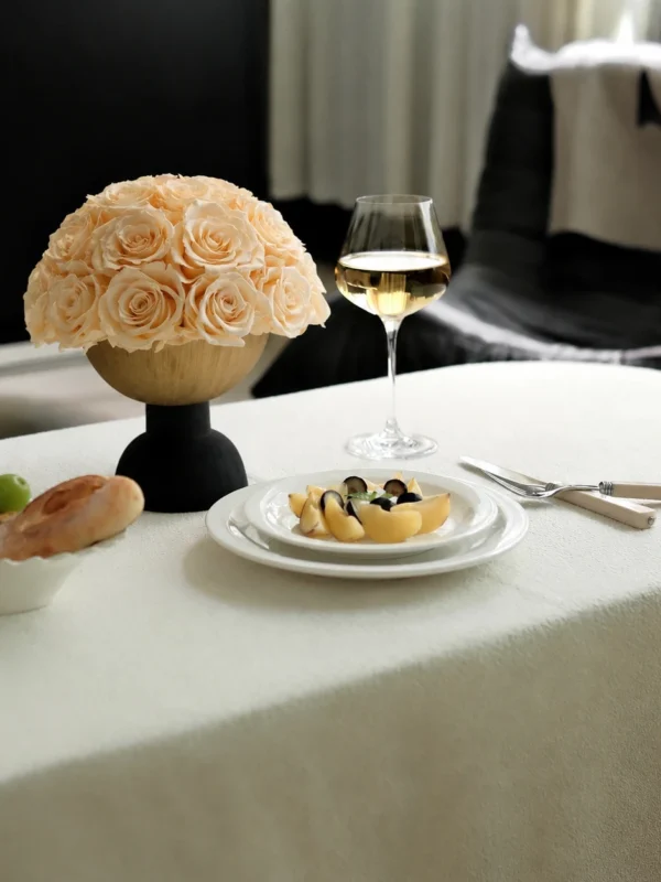 Timeless Rose Vase Champagne Forever Roses in Vase_05.webp